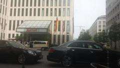 Персональный VIP- водитель с машиной в Германии и Европе.