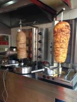 Шаурмист Doner Ustasi